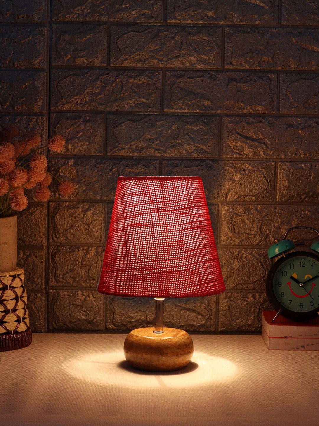 

Devansh Maroon Wooden Frustum Table Lamp