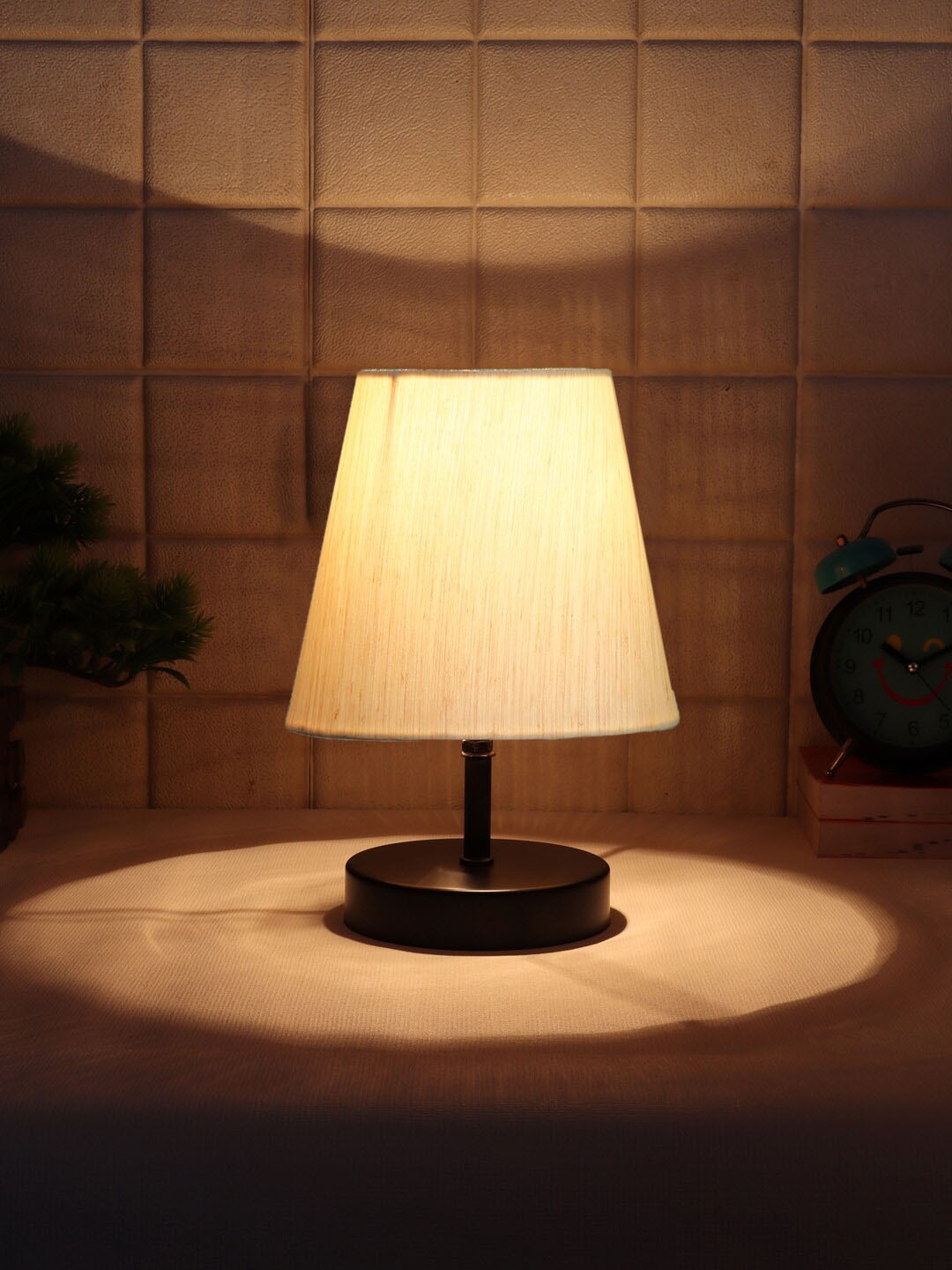 

Devansh Off White Textured Table Lamp