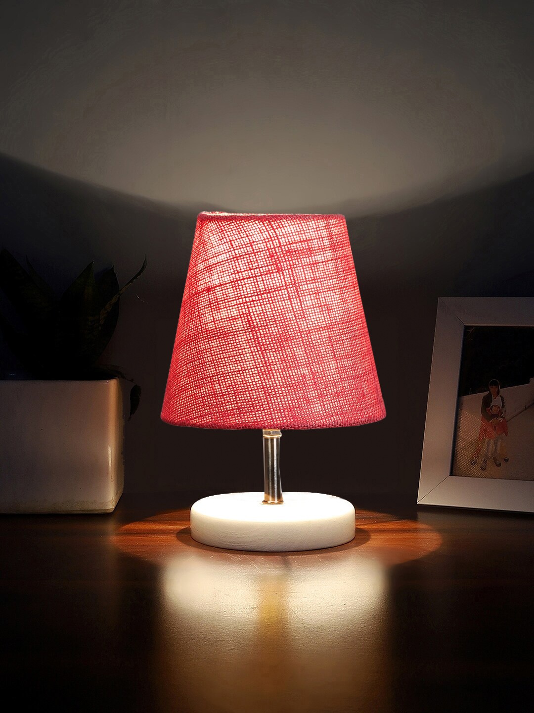 

Devansh Pink Textured Table Lamp