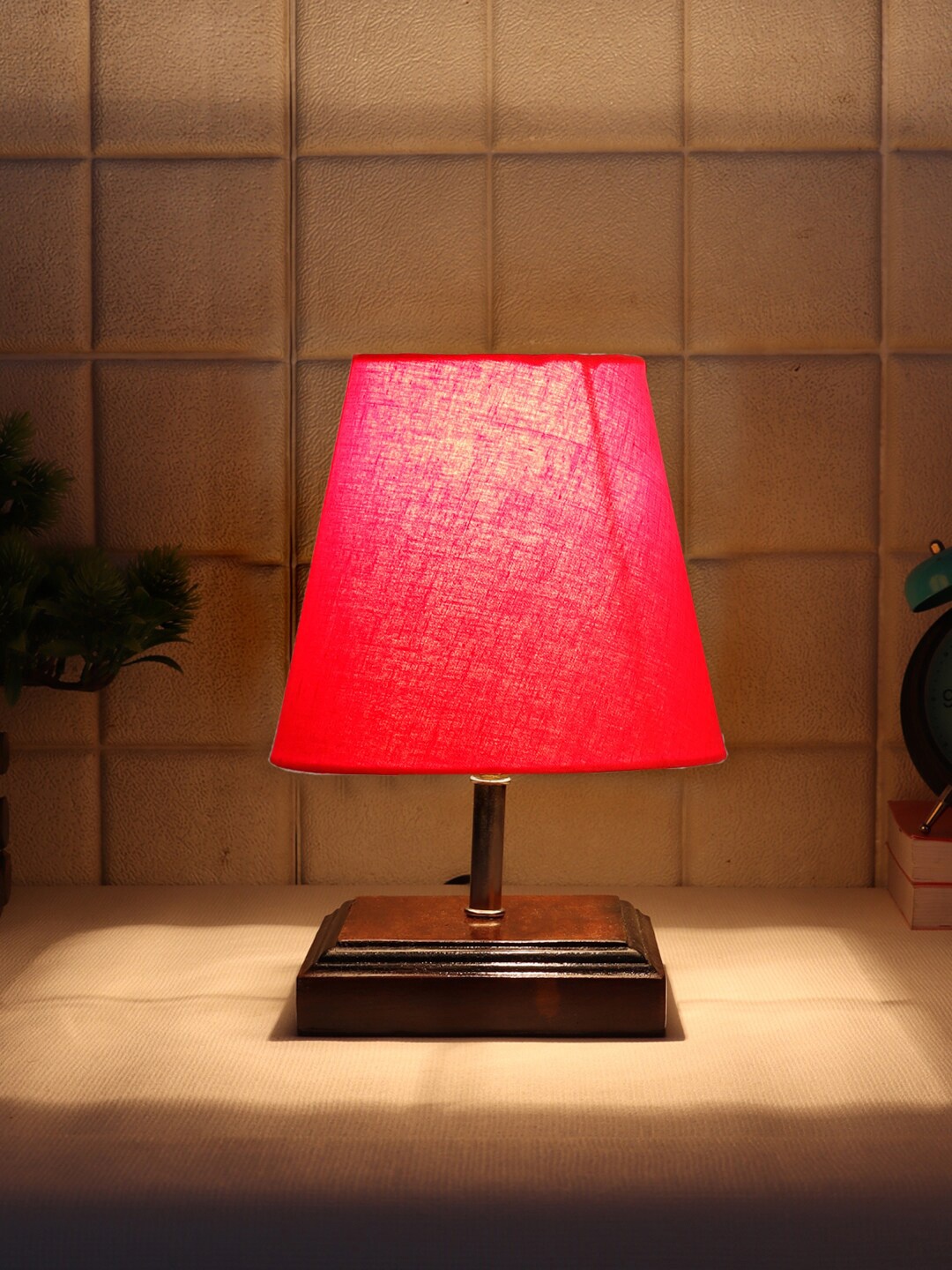 

Devansh Red Textured Table Lamp