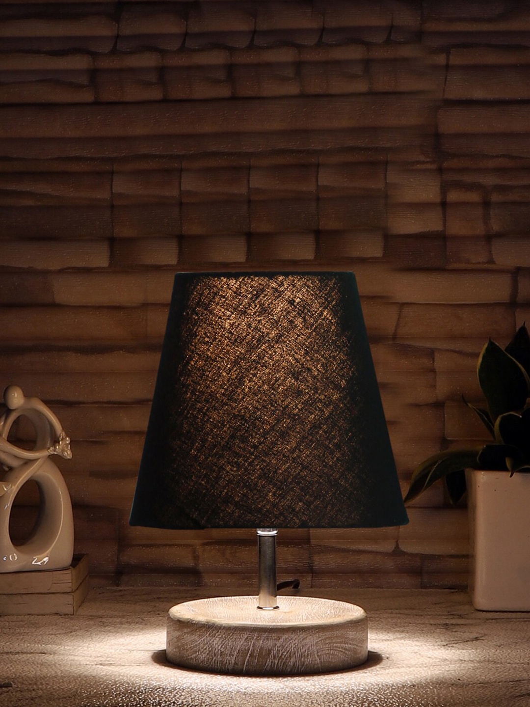 

Devansh Black Textured Frustum Wooden Table Lamp