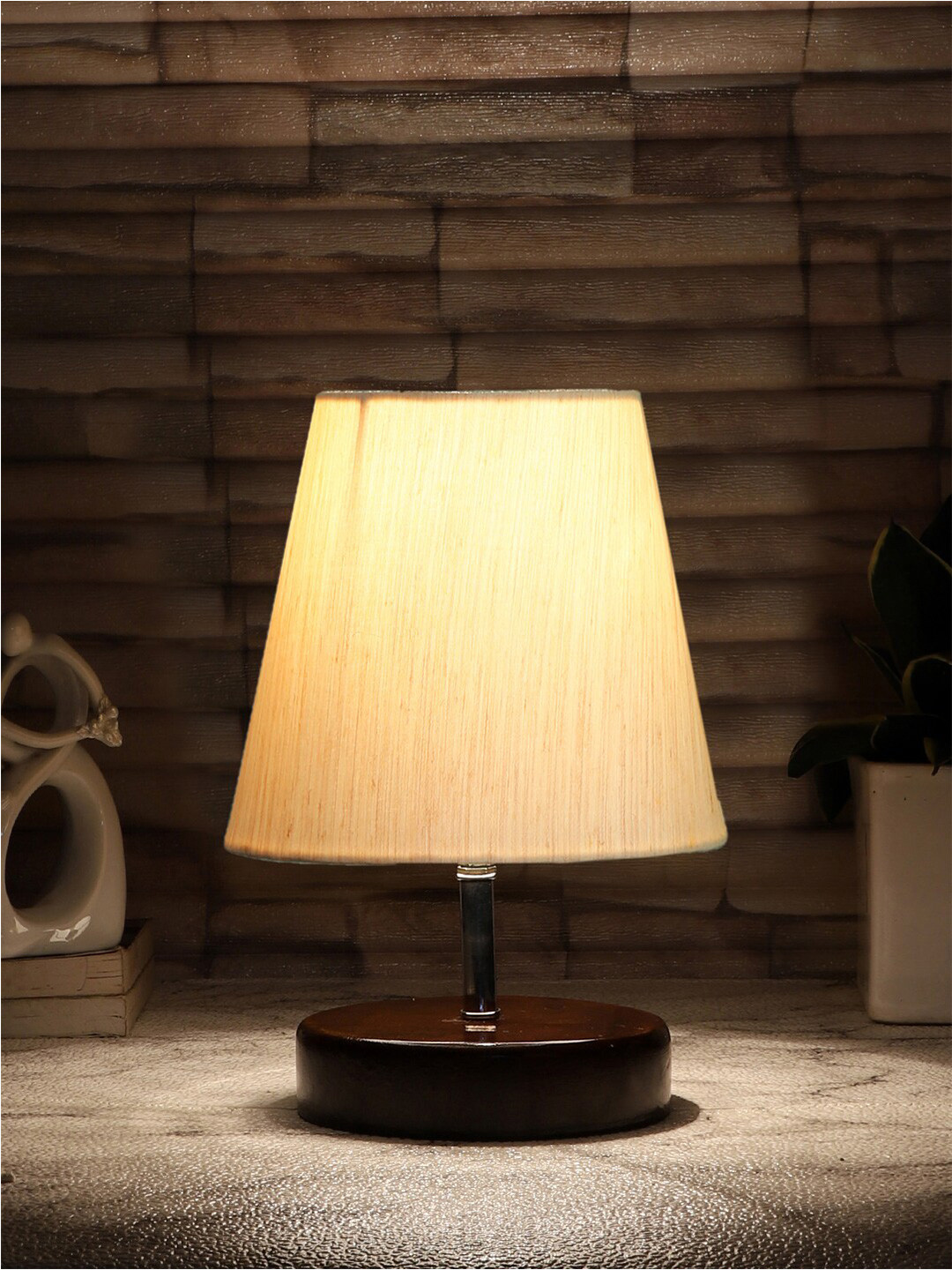 

Devansh Off White Solid Wooden Table Lamps