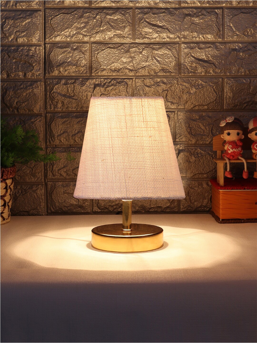 

Devansh White Iron Contemporary Table Lamp
