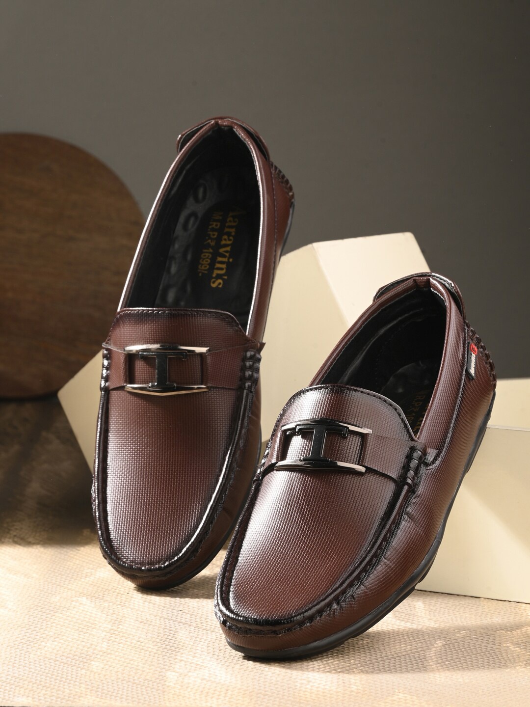 

AARAVIN'S Men Lightweight Slip-On Horsebit Loafers, Tan