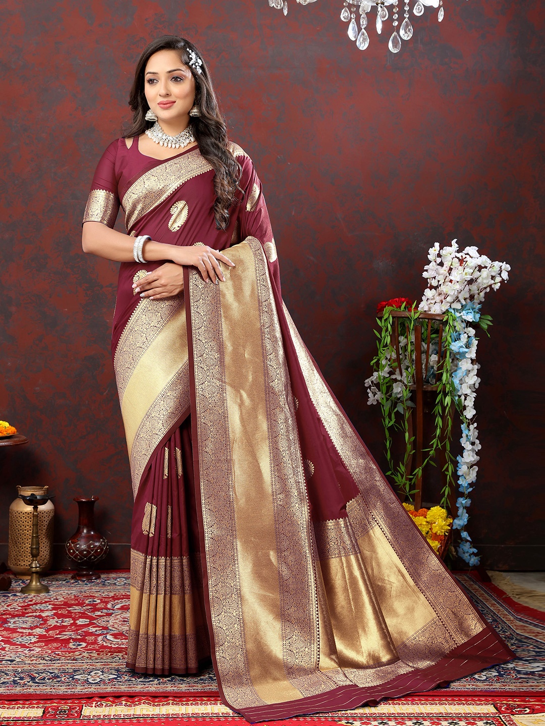 Ekta Textiles Ethnic Motifs Woven Design Zari Pure Silk Banarasi Saree, Magenta