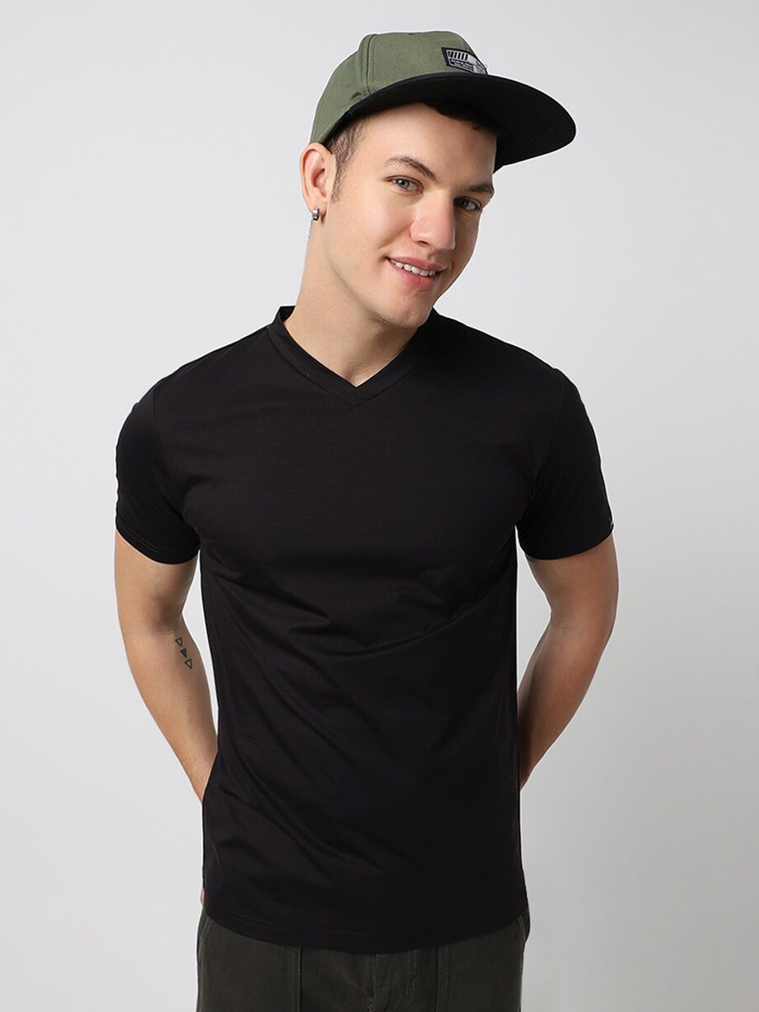 

Bewakoof V-Neck Pure Cotton T-shirt, Black