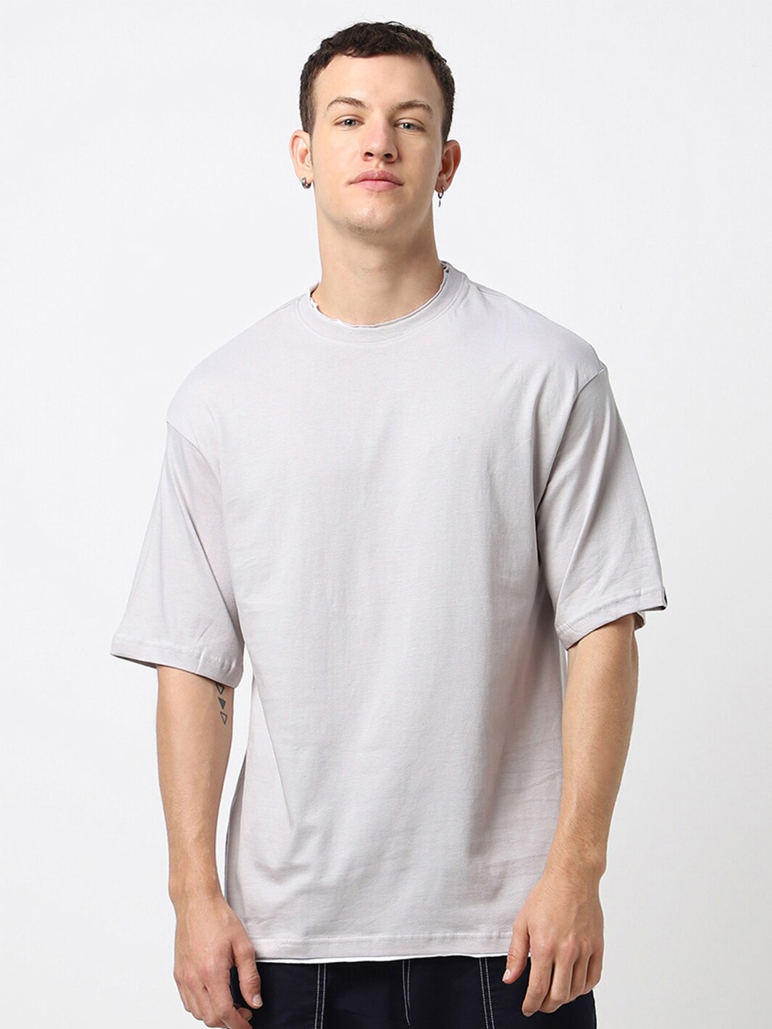 

Bewakoof Drop-Shoulder Sleeves Oversized Pure Cotton T-shirt, Blue