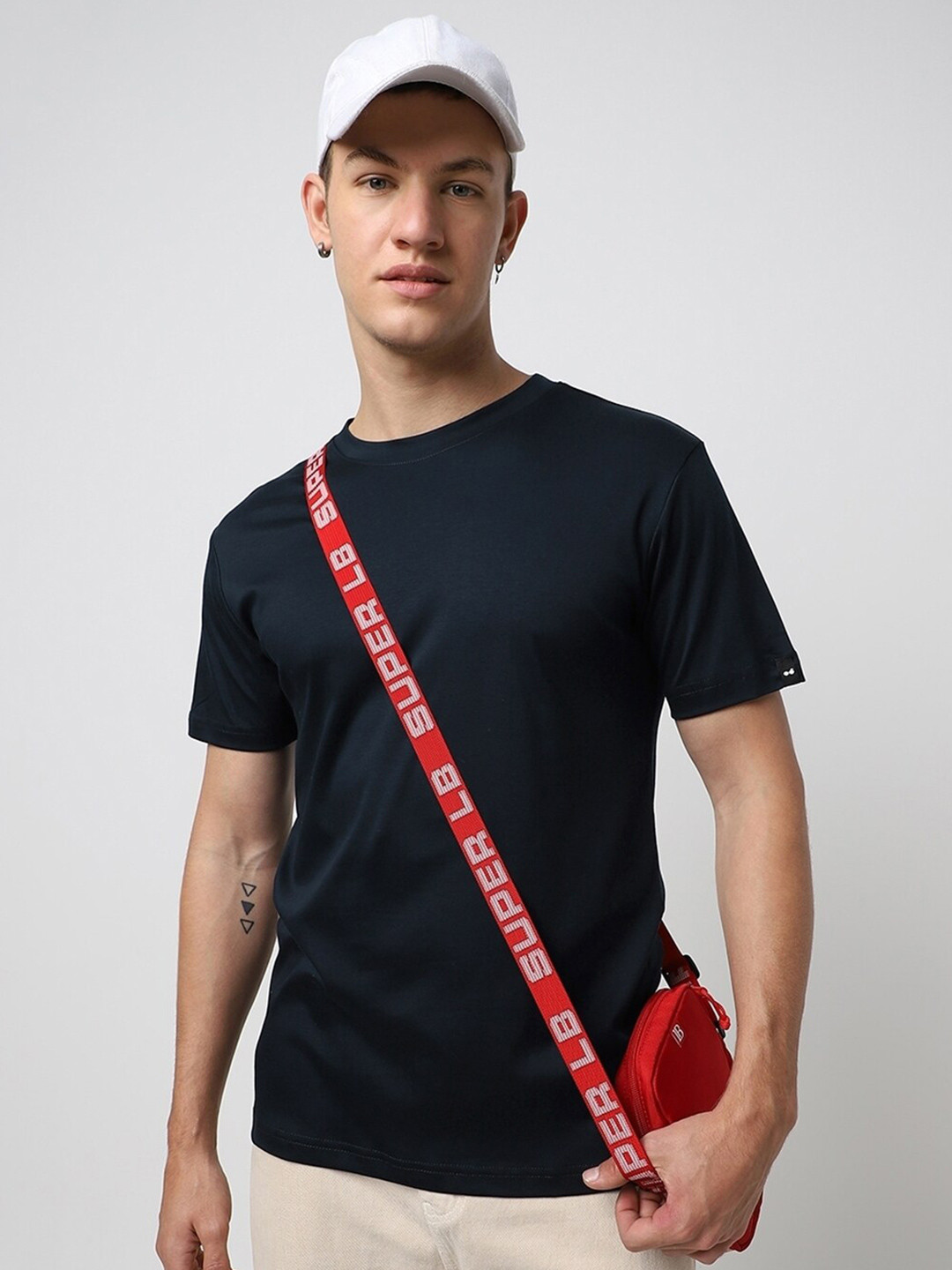 

Bewakoof Round Neck Pure Cotton Casual T-shirt, Blue