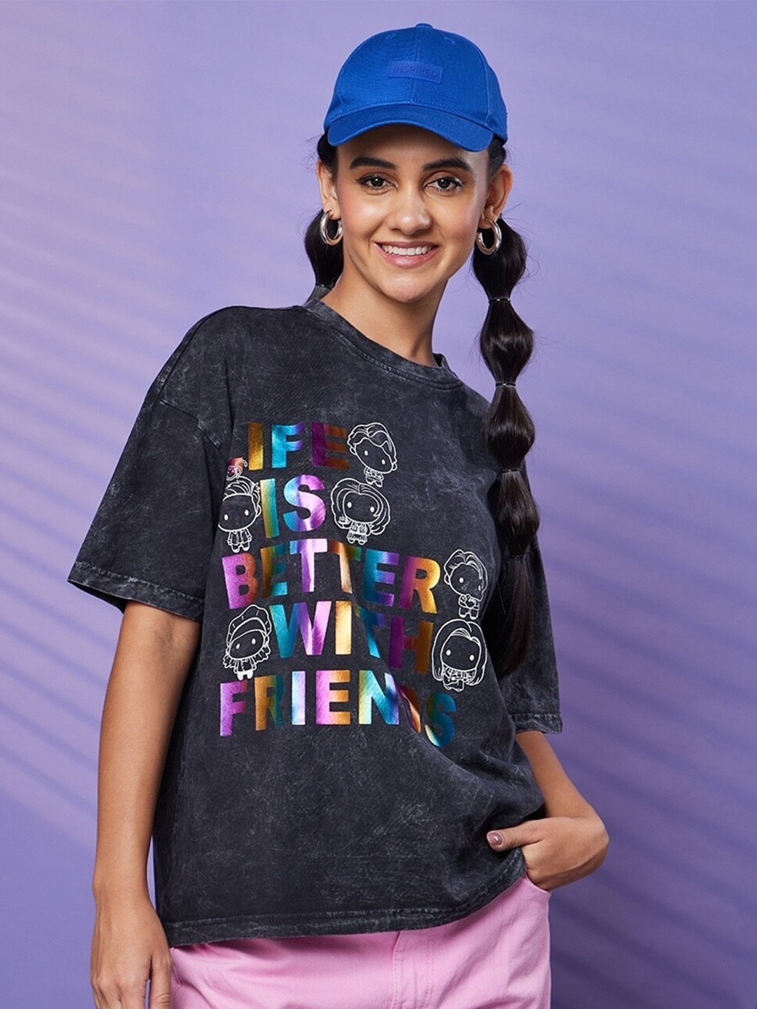 

Bewakoof Friends Printed Drop-Shoulder Sleeves Oversized Pure Cotton T-shirt, Black