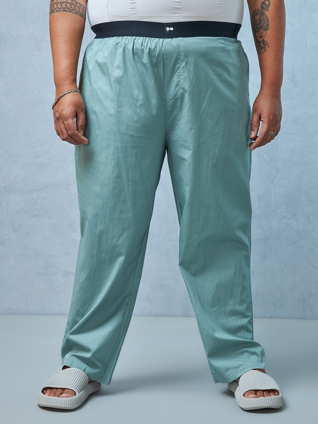 

Bewakoof Plus Men Plus Size Mid-Rise Straight Cotton Lounge Pant, Green
