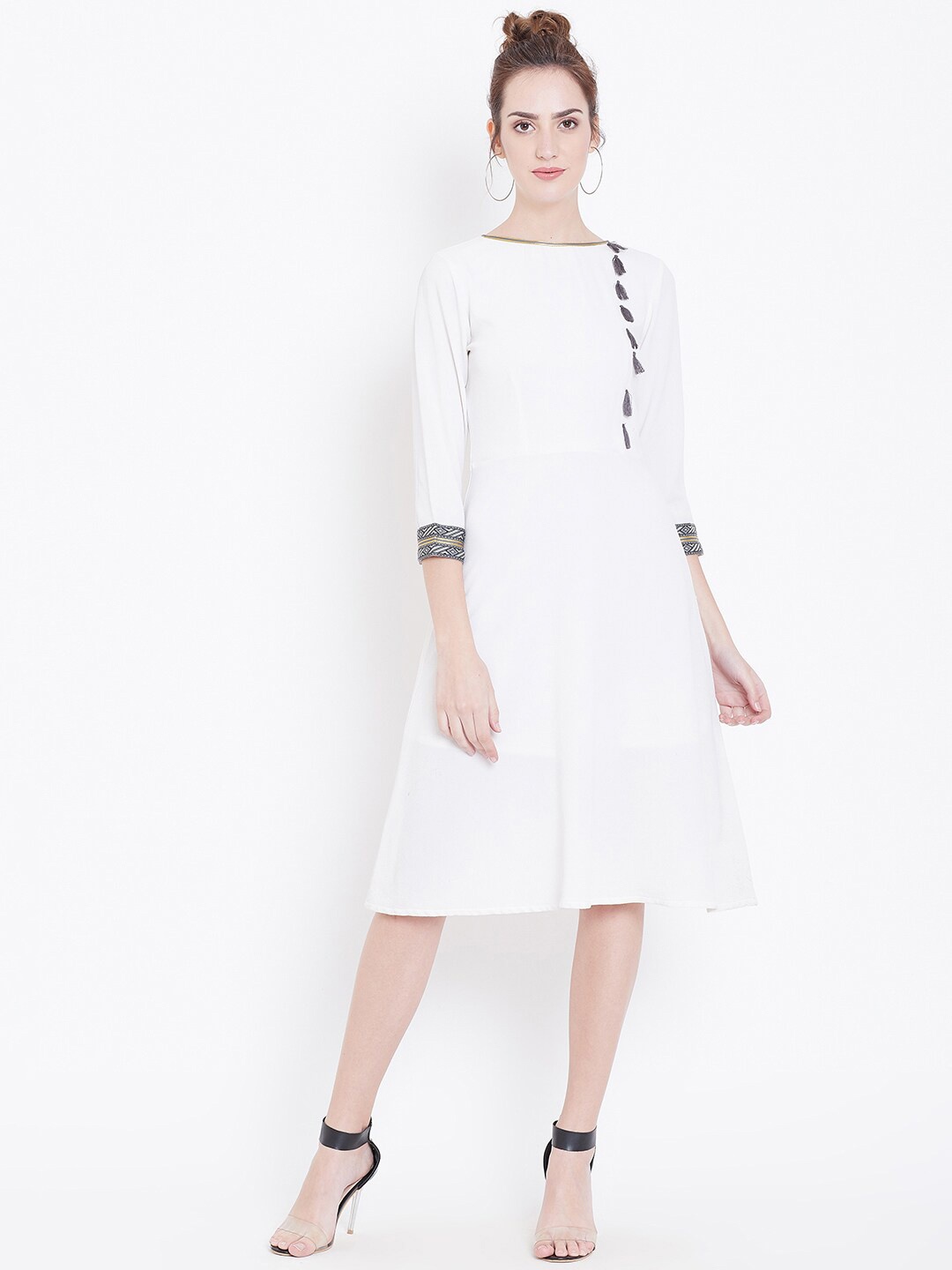 

DODO & MOA Round Neck A-Line Three-Quarter Sleeves Dress, Off white