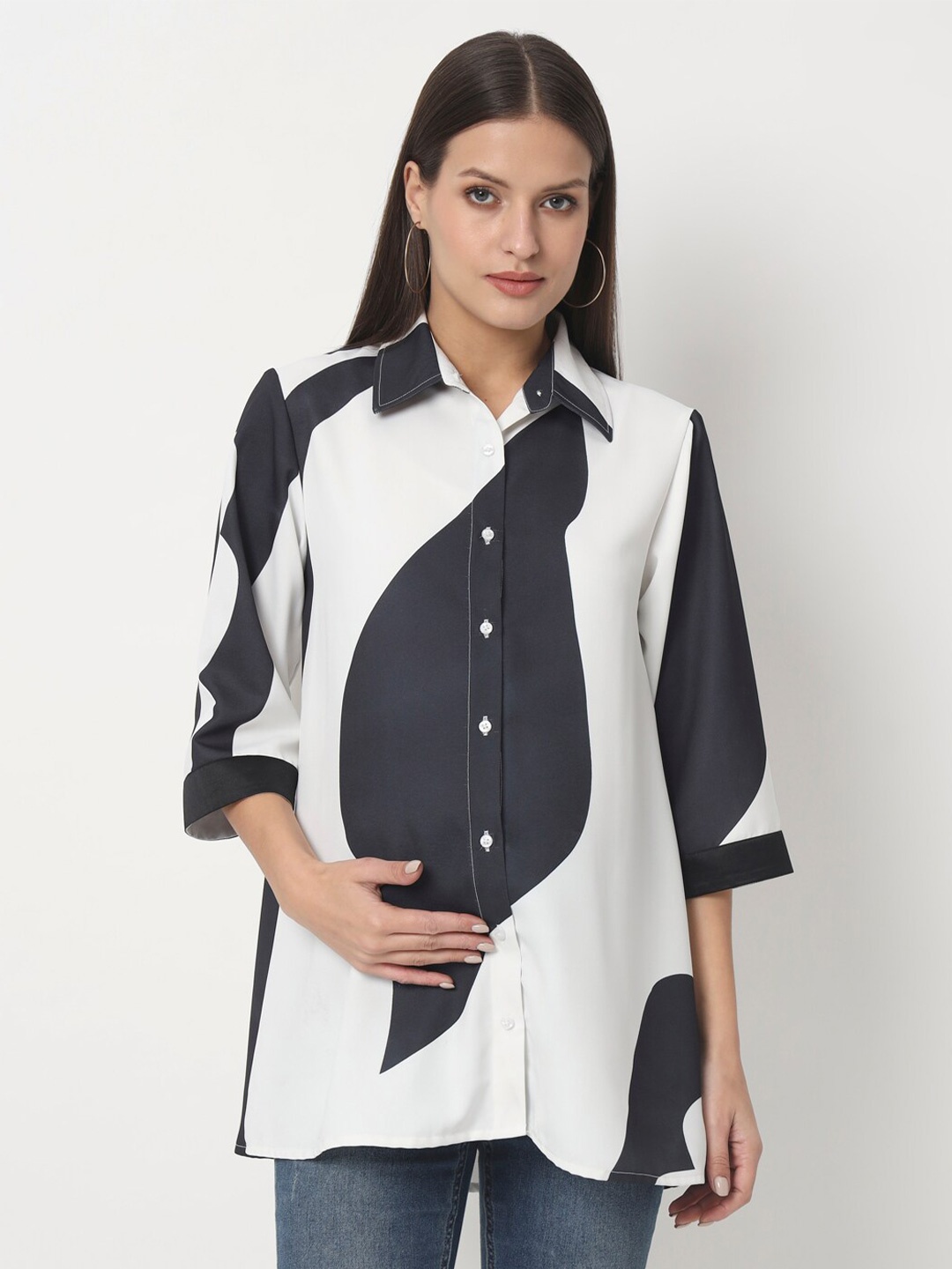 

angloindu Abstract Printed Colourblocked Opaque Striped Maternity Shirt, Black