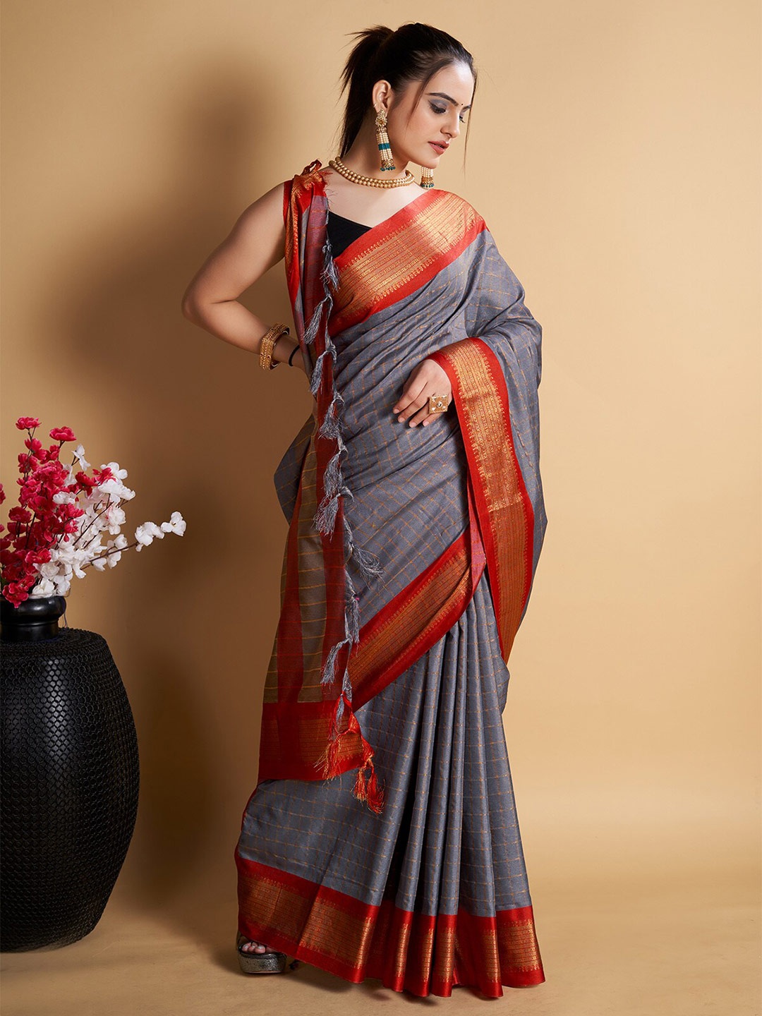 

KALINI Grey & Red Checked Zari Cotton Silk Banarasi Saree