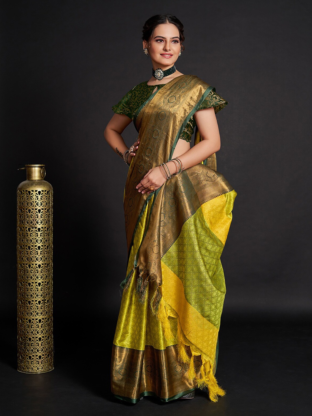

KALINI Ethnic Motifs Woven Design Zari Banarasi Saree, Yellow