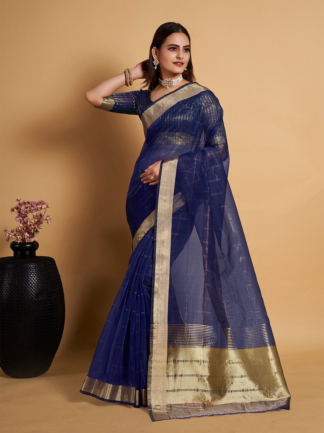 

KALINI Navy Blue & Gold-Toned Checked Zari Banarasi Saree