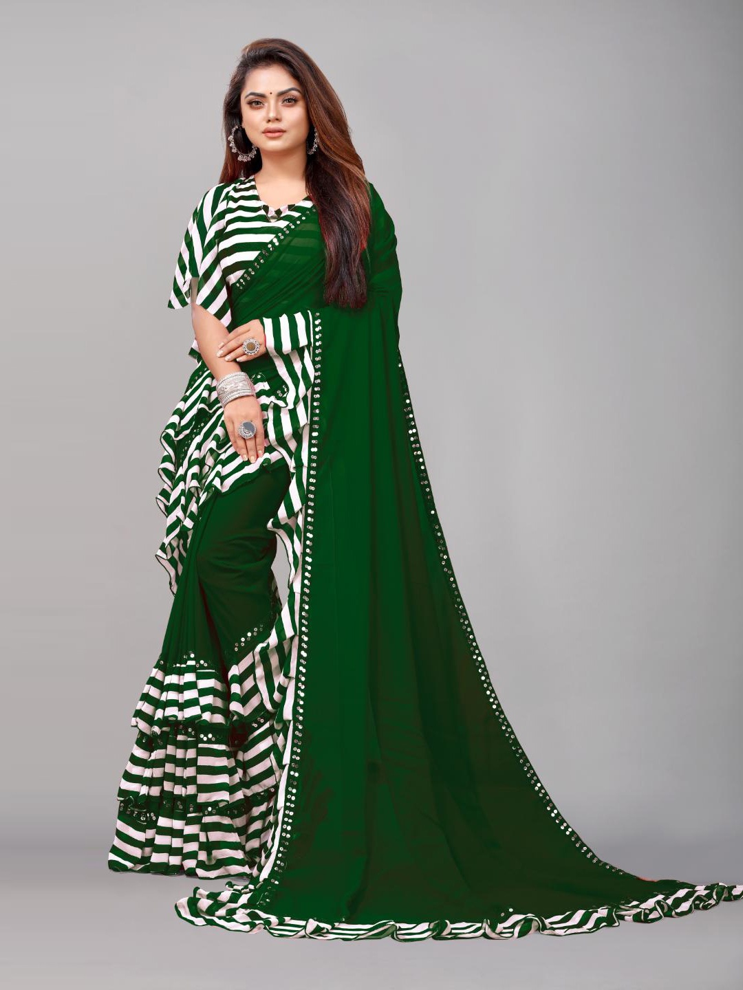 

SM TRENDZ Striped Pure Georgette Bhagalpuri Saree, Green