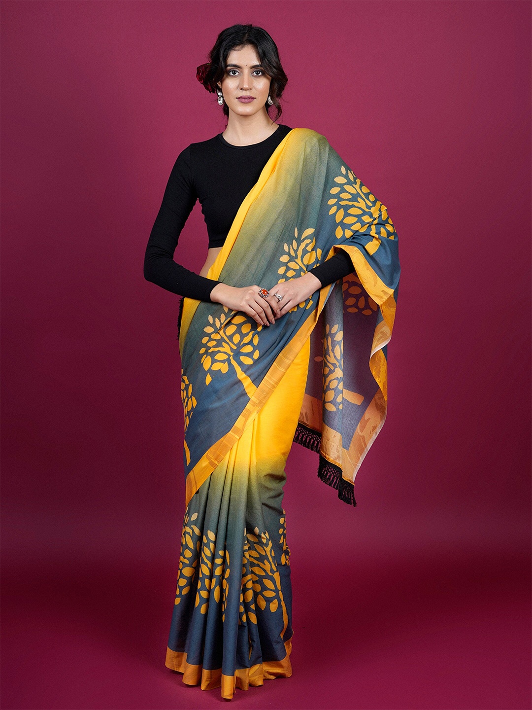 

BUTA BUTI Floral Printed Pure Cotton Saree, Yellow