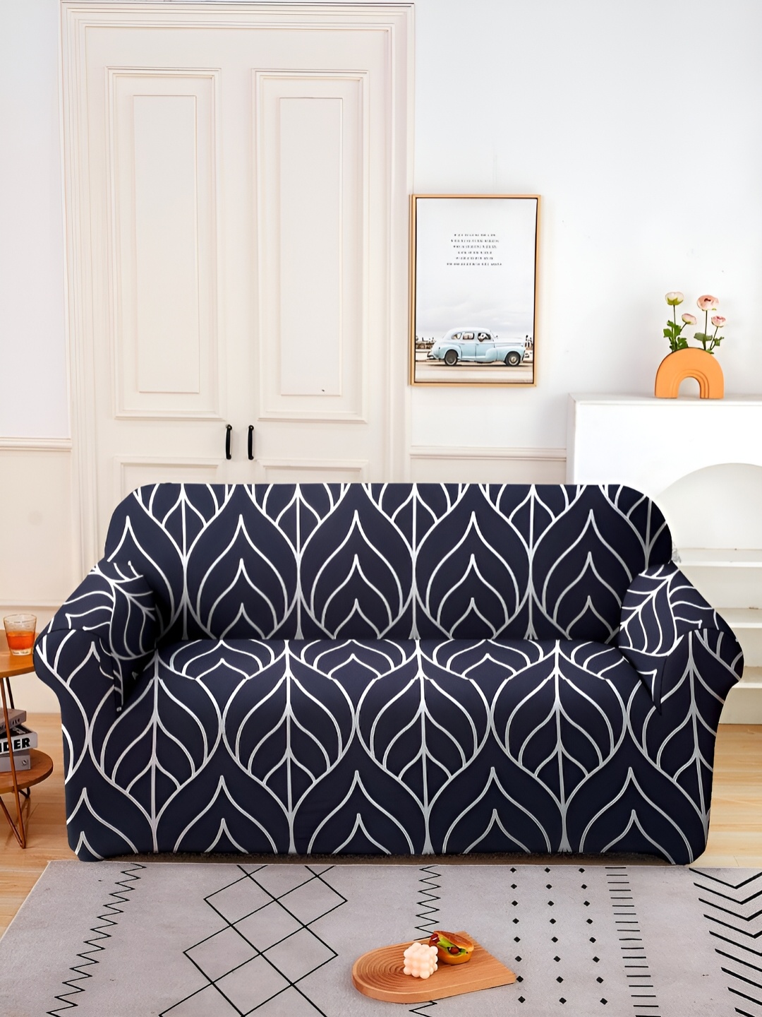 

Aura Black & White Stretchable Printed 2 Seater Sofa Cover