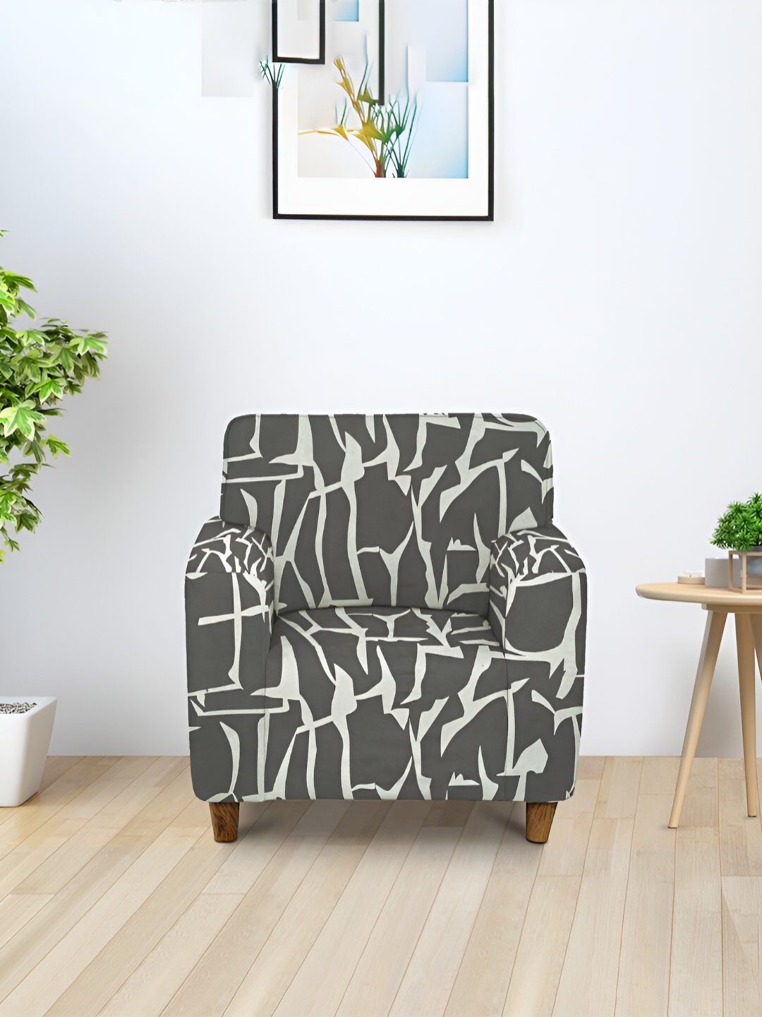 

Aura Grey & White Printed Stretchable One Seater Sofa Cover