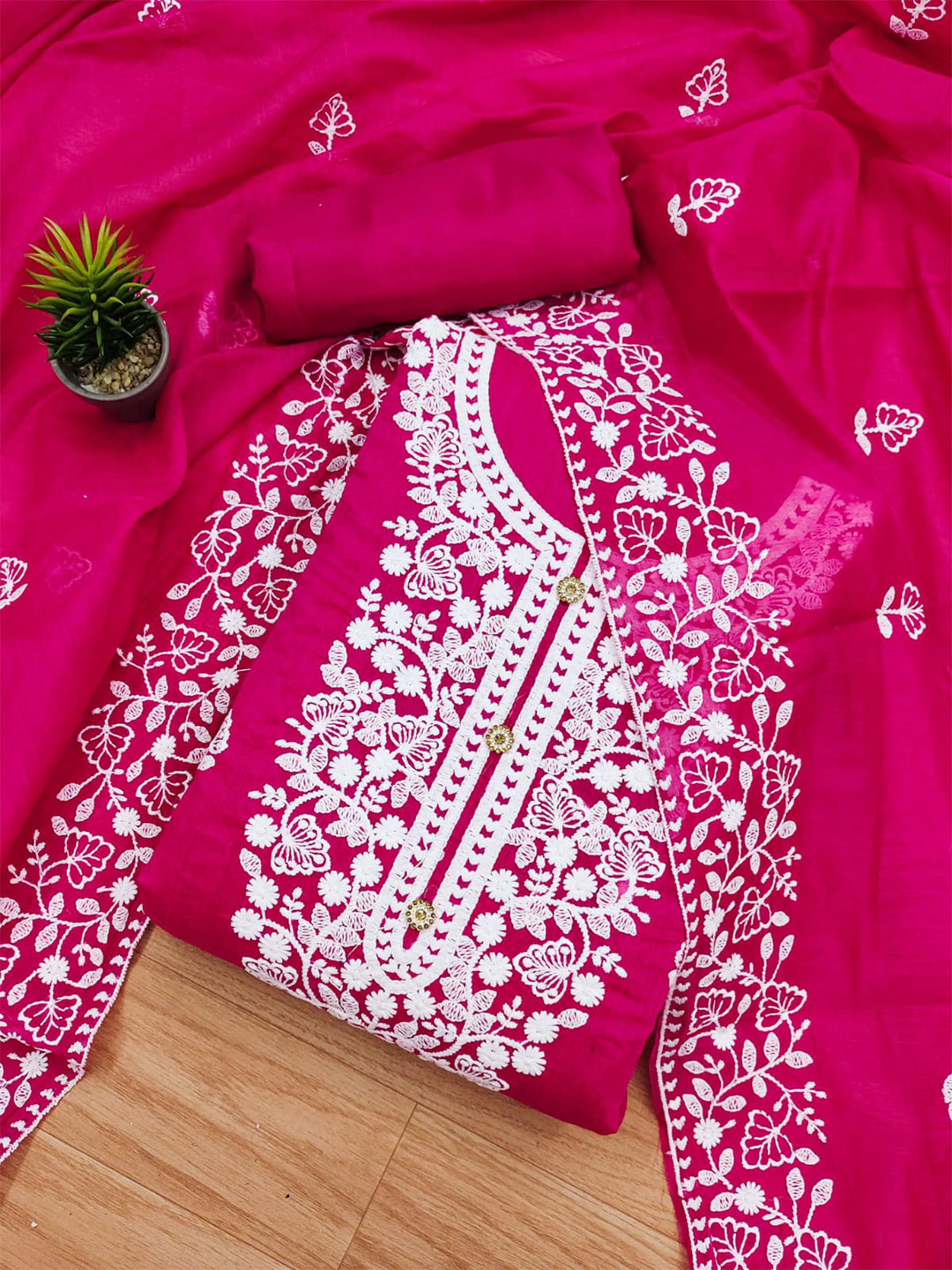 

ZEEPKART Floral Embroidered Unstitched Dress Material, Pink