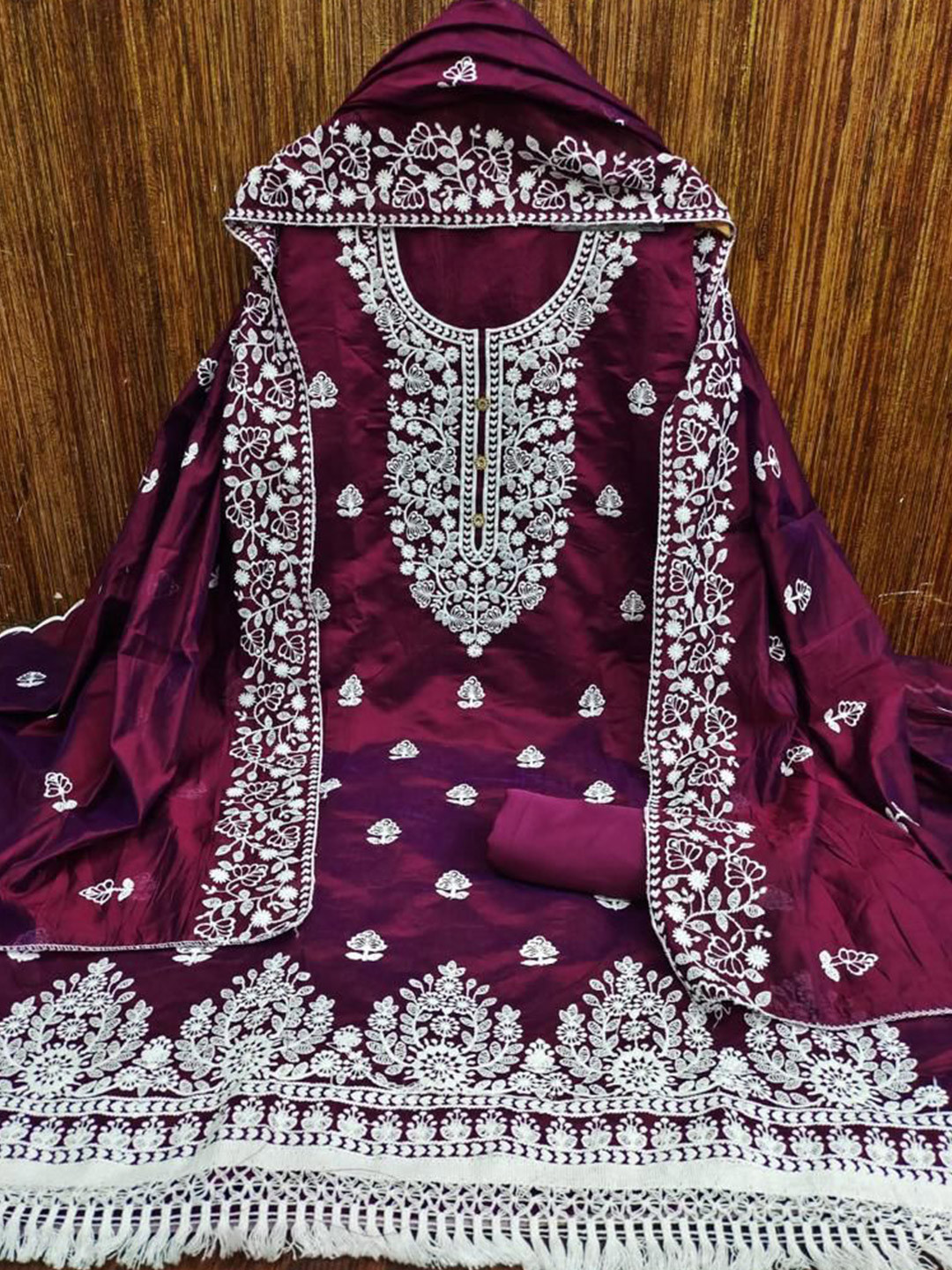 

ZEEPKART Floral Embroidered Unstitched Dress Material, Purple