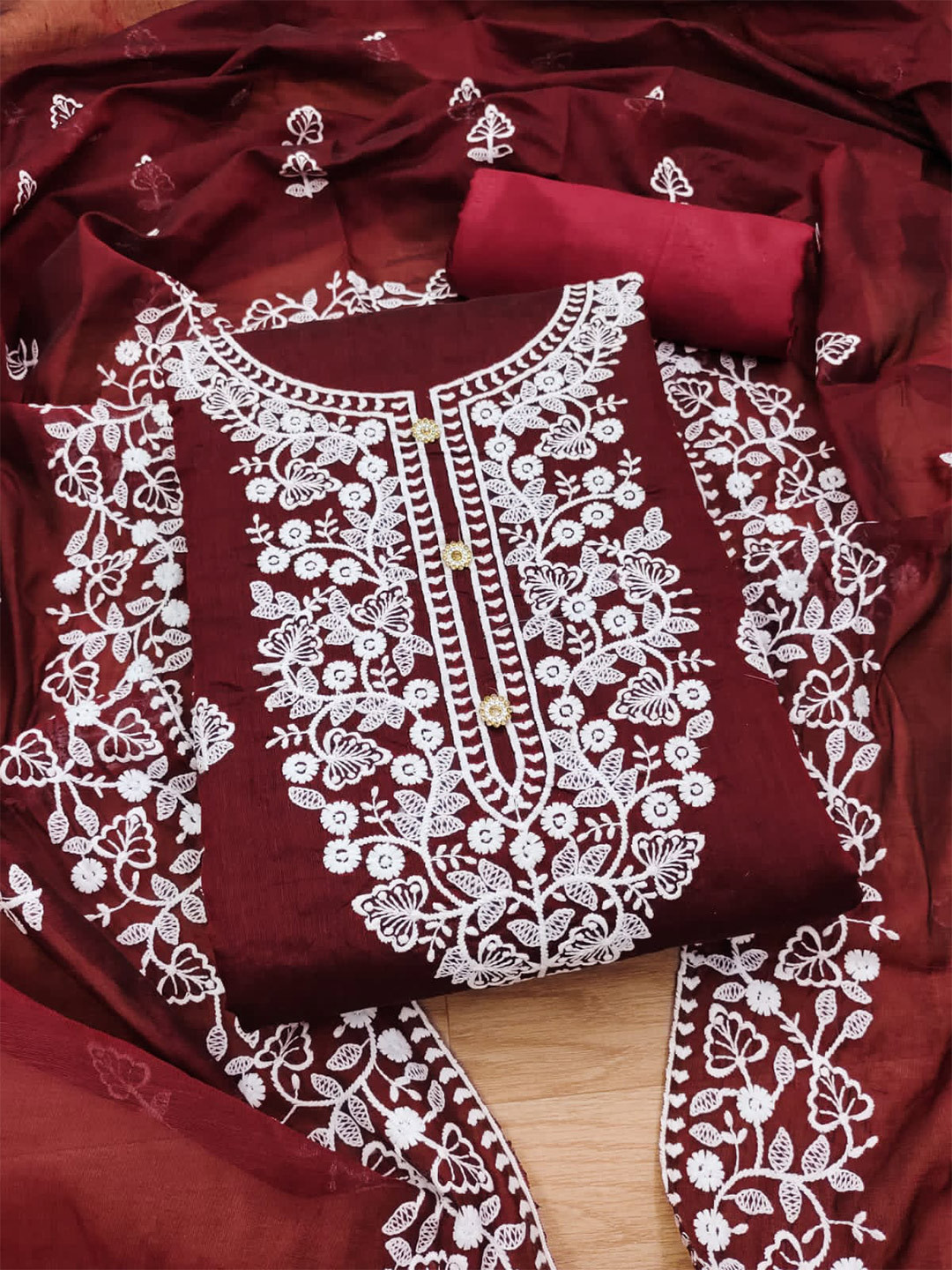 

ZEEPKART Floral Embroidered Unstitched Dress Material, Maroon