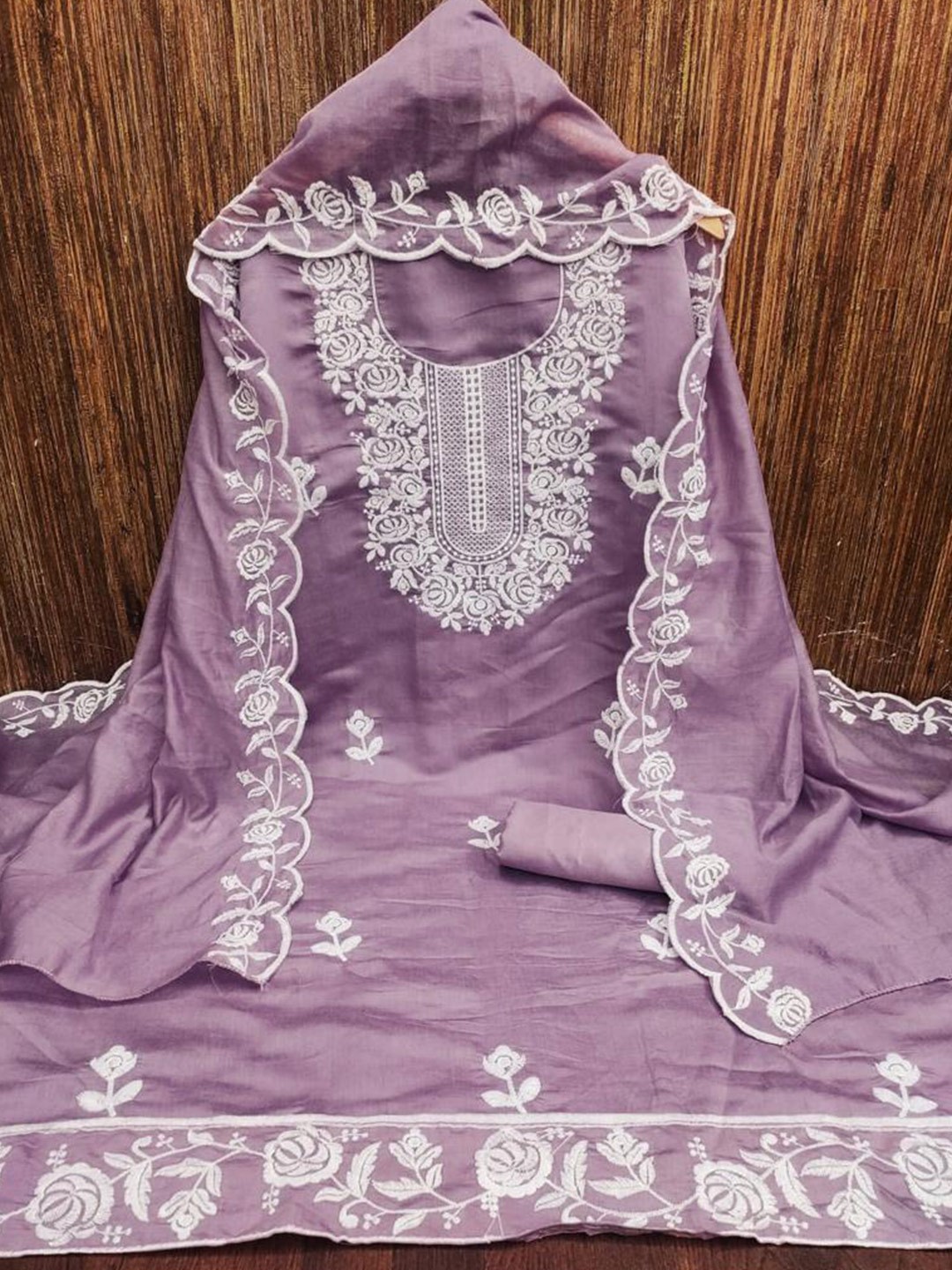 

ZEEPKART Floral Embroidered Unstitched Dress Material, Mauve