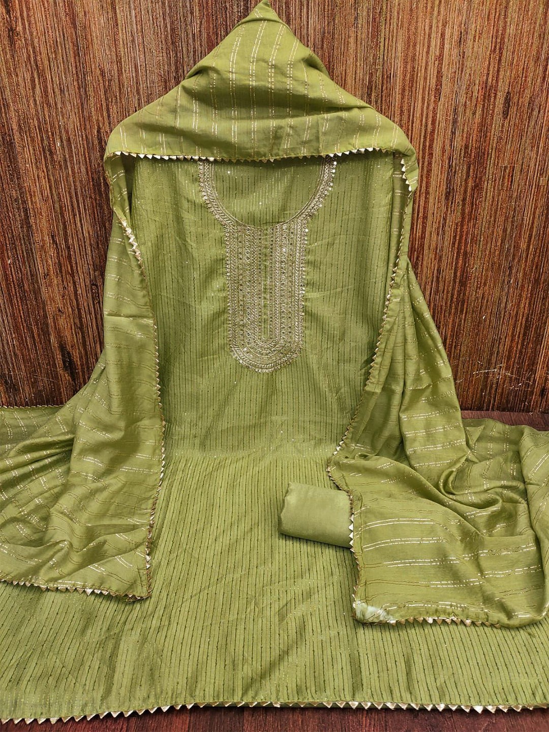 

ZEEPKART Geometric Embroidered Unstitched Dress Material, Green
