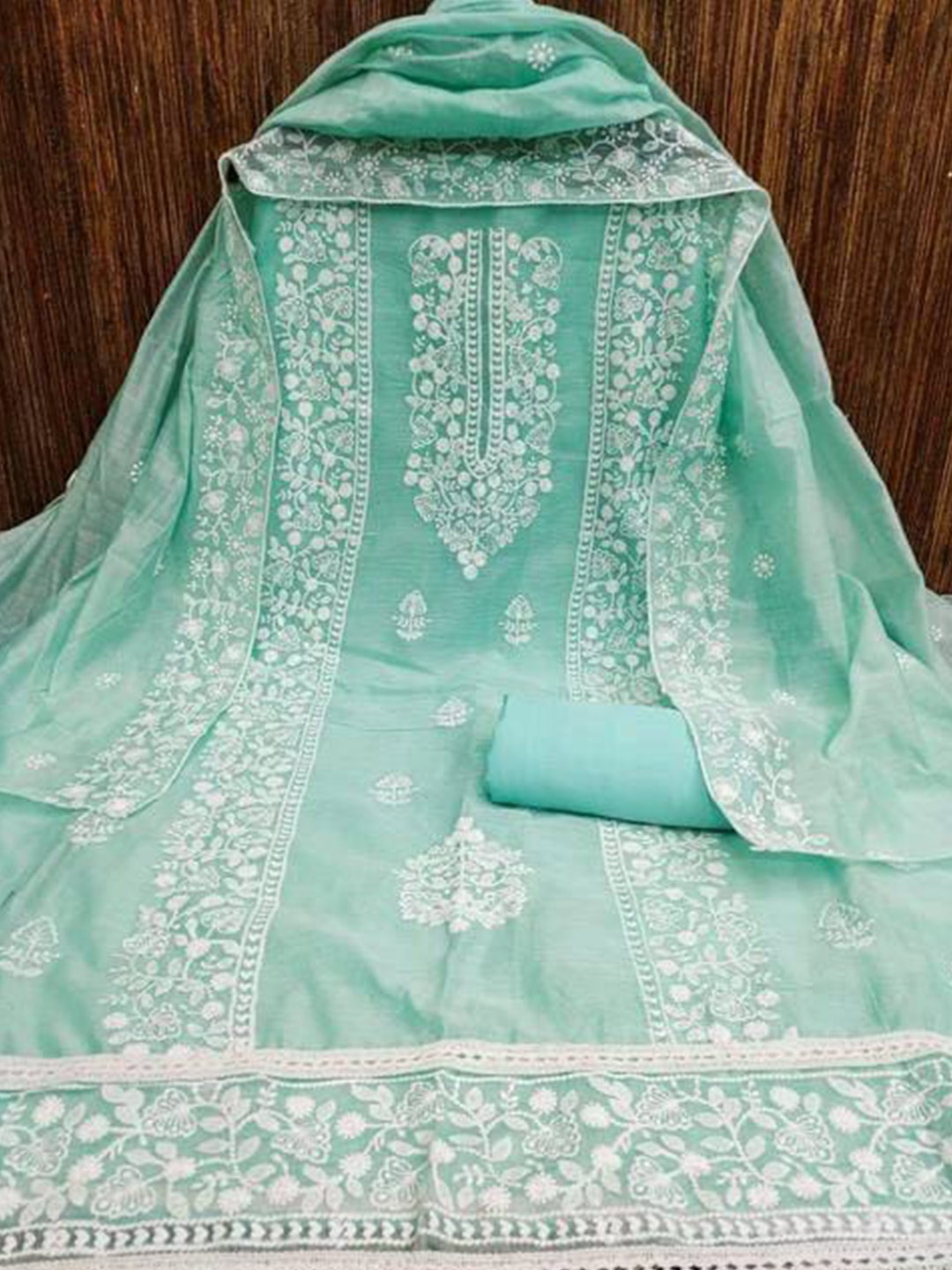 

ZEEPKART Floral Embroidered Unstitched Dress Material, Green