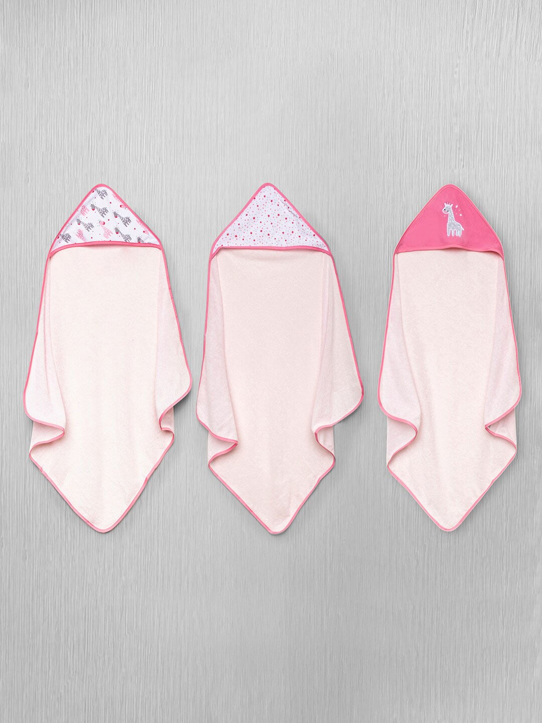 

Baby Moo Pink 3 Pieces Printed Terry Cotton 110 GSM Bath Towels