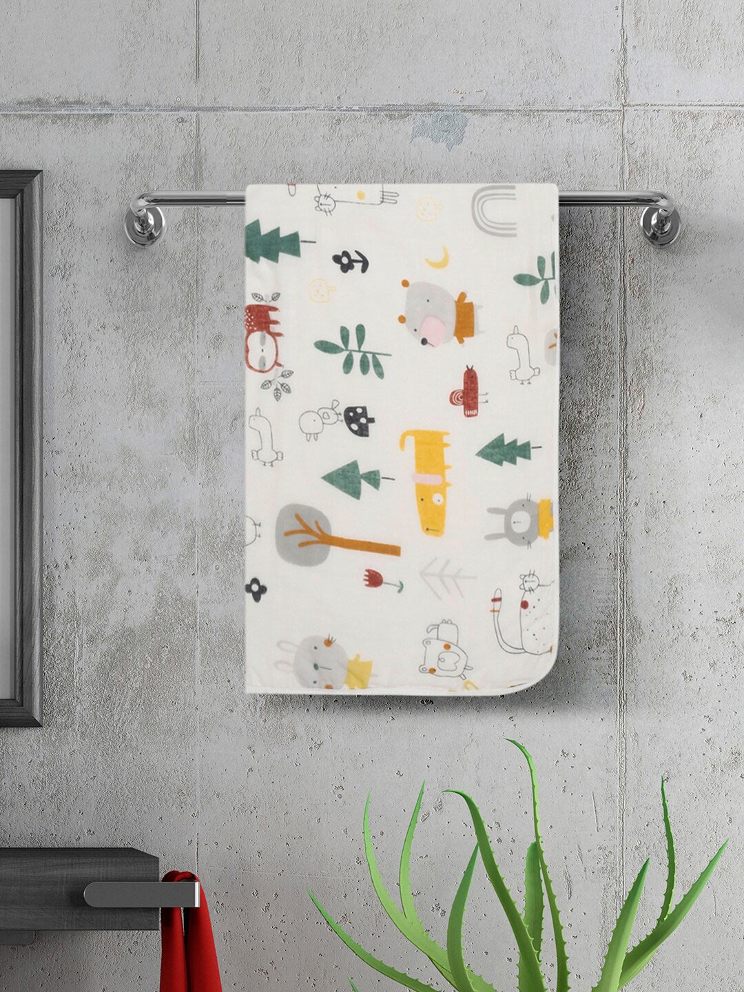 

Baby Moo White & Green Printed Cotton 150 GSM Bath Towels