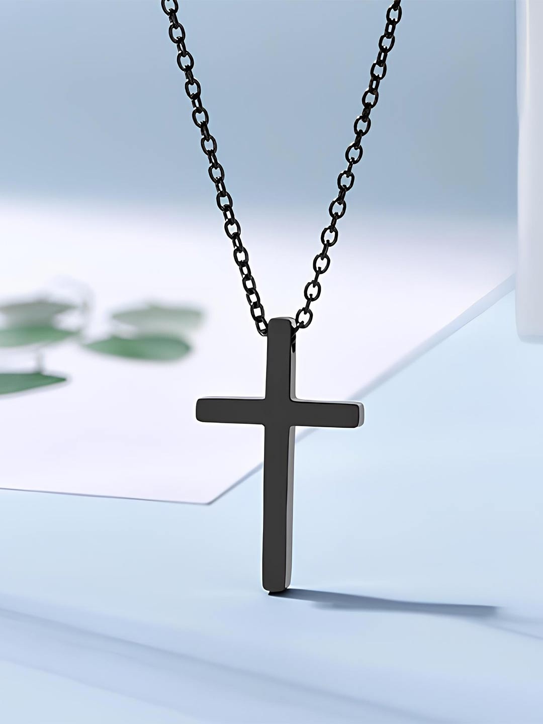 

KARISHMA KREATIONS Unisex Jesus Cross Pendant With Chain, Black