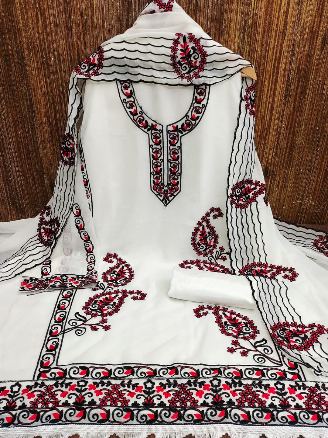 

ZEEPKART Ethnic Motifs Embroidered Unstitched Dress Material, White