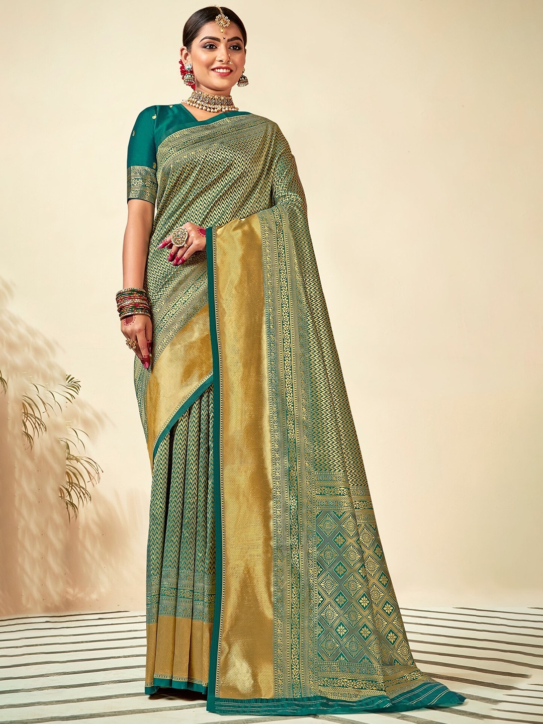 

PBS PRINTS Green & GoldToned Ethnic Motif Design Zari Art Silk Banarasi Saree