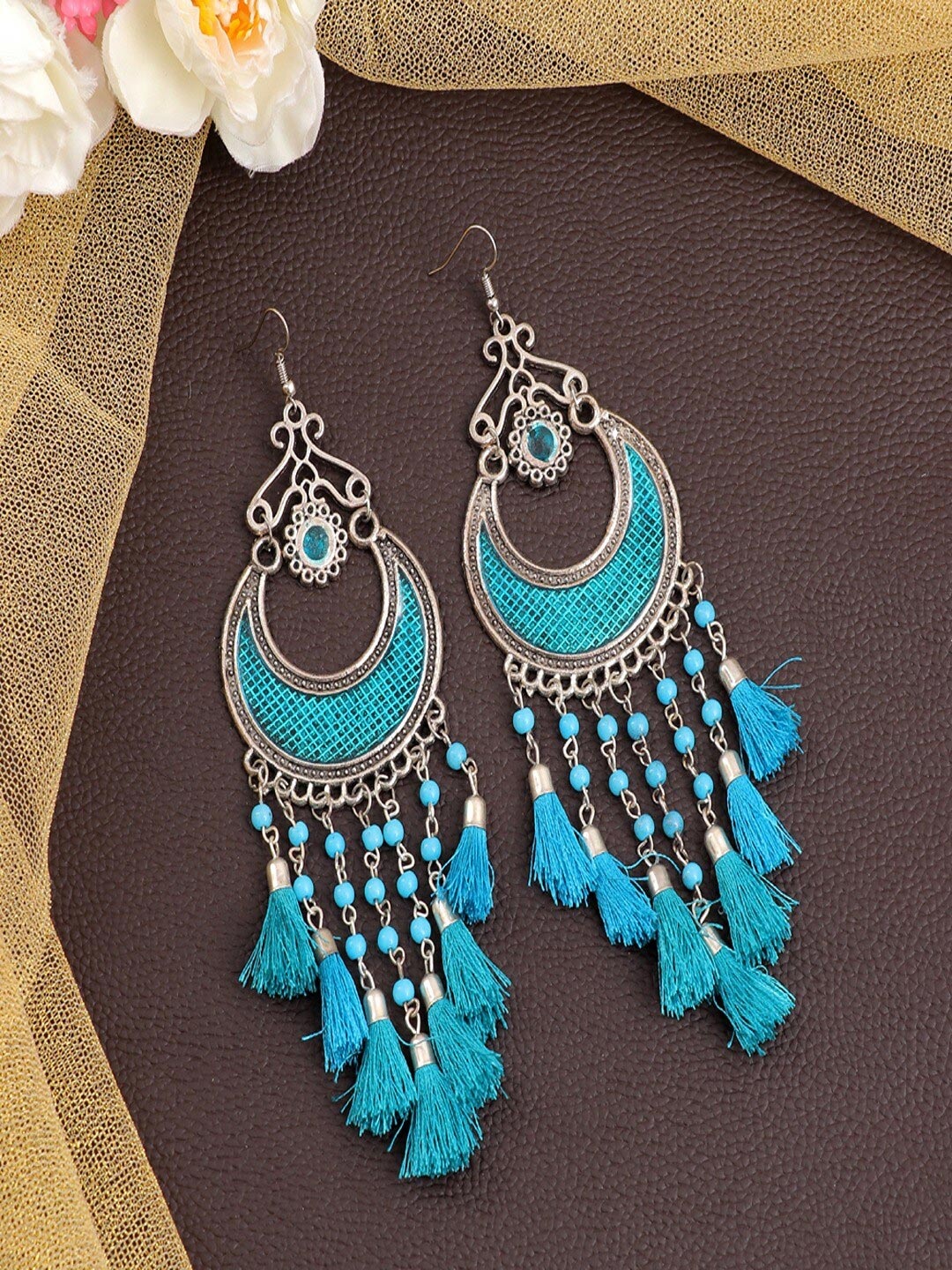 

UNIVERSITY TRENDZ Silver-Plated Classic Pearls Beaded Drop Earrings