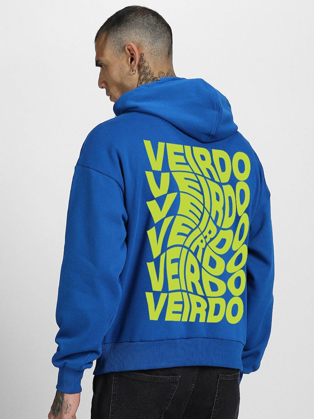 

VEIRDO Blue Typography Printed Hooded Fleece Pullover Sweatshirt