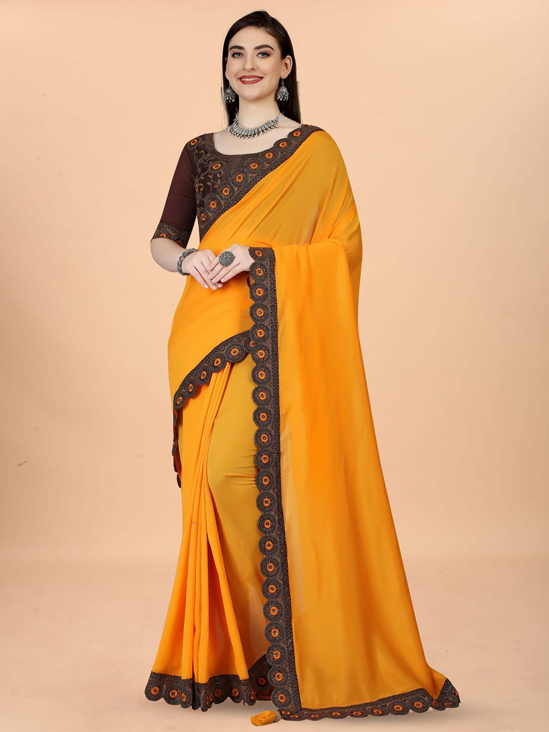 

KALINI Embroidered Silk Cotton Paithani Saree, Yellow