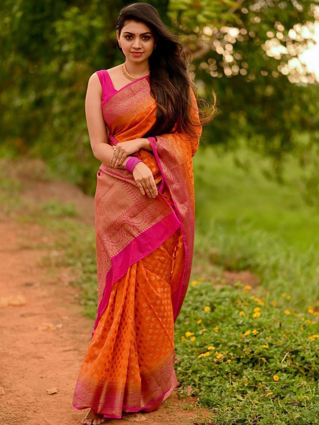 

Quelea Ethnic Motifs Woven Design Zari Pure Silk Kanjeevaram Saree, Orange