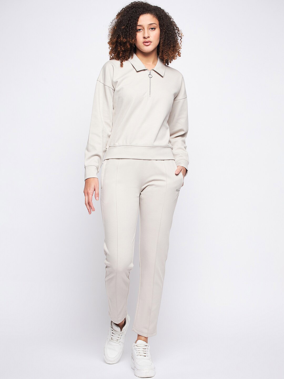 

Okane Shirt Collar Sweatshirt & Trousers, Grey