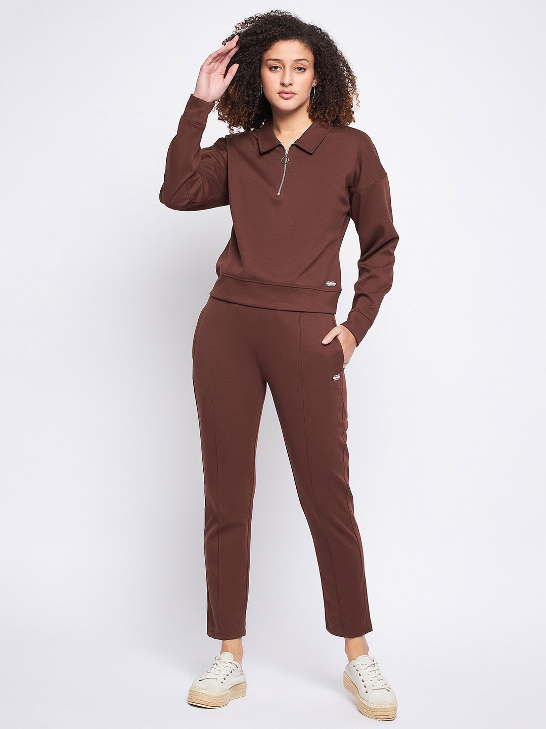 

Okane Shirt Collar Sweatshirt & Trousers, Coffee brown