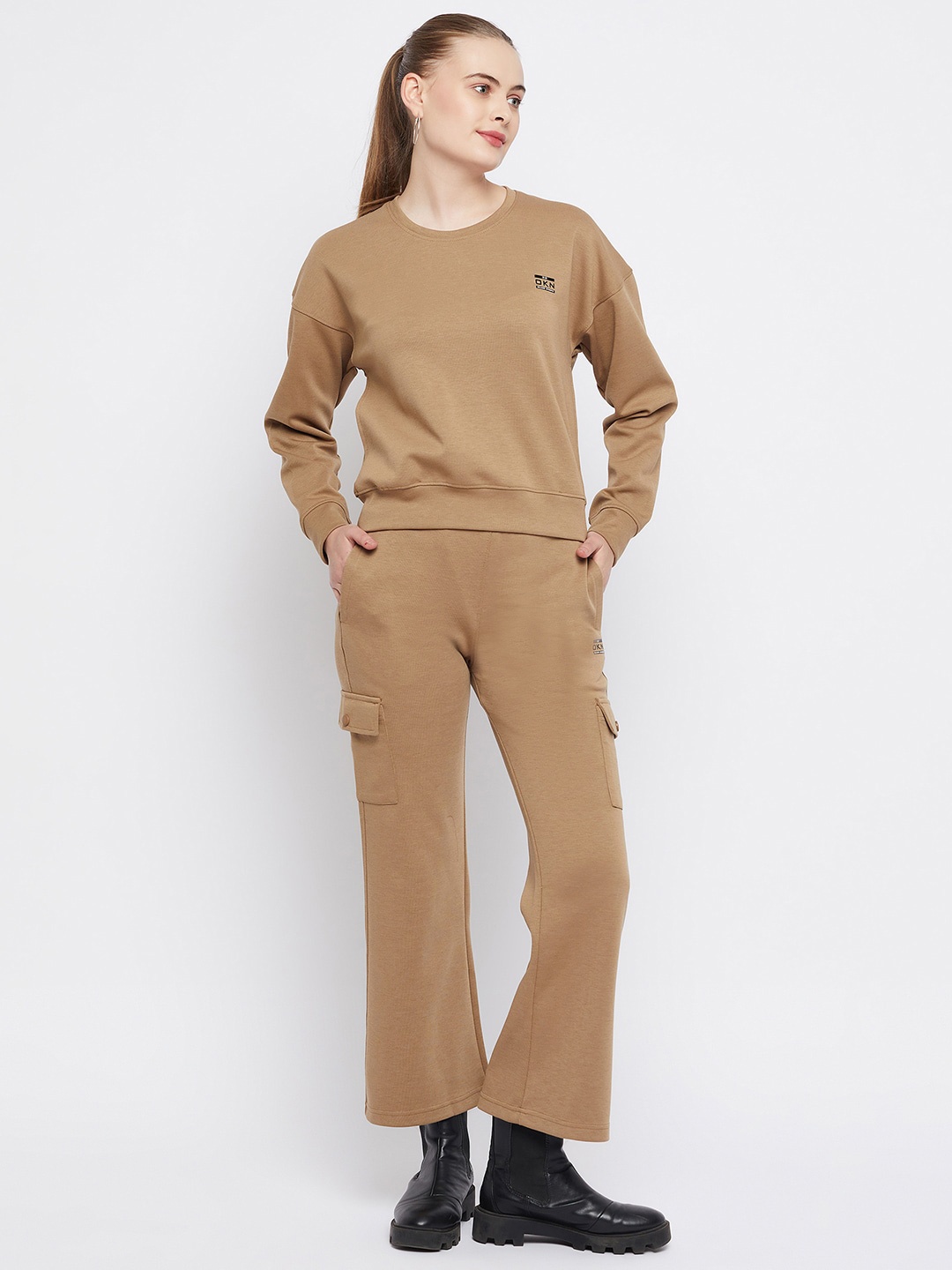 

Okane Round Neck Sweatshirt & Trousers, Khaki