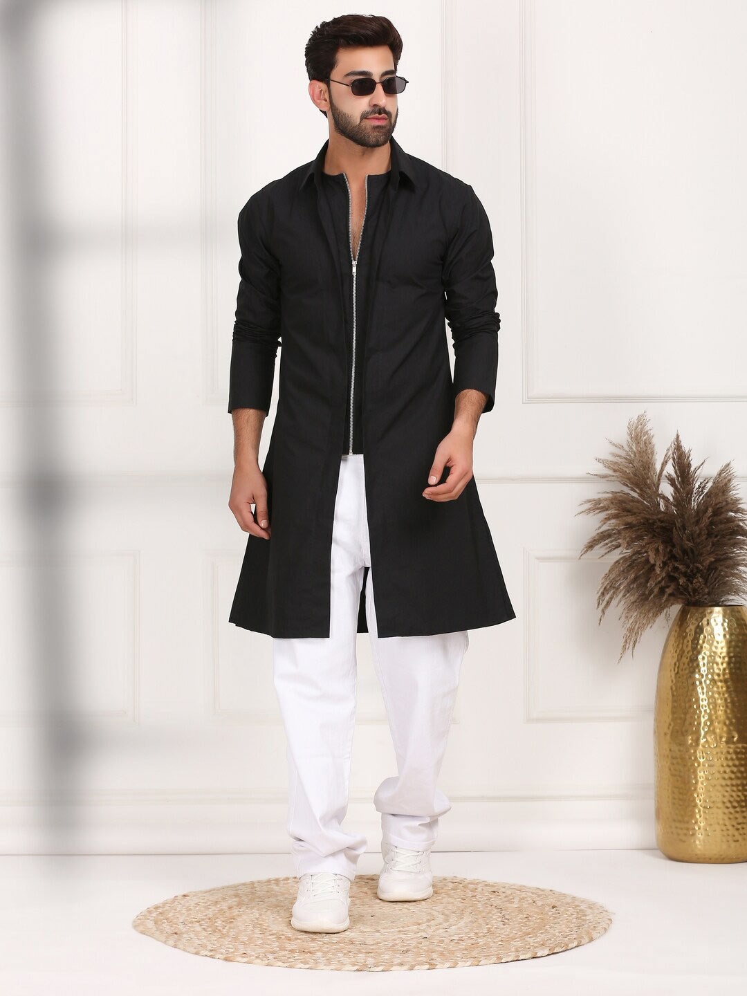 

MIDAV Mandarin Collar Cotton Thread Work Straight Kurta, Black