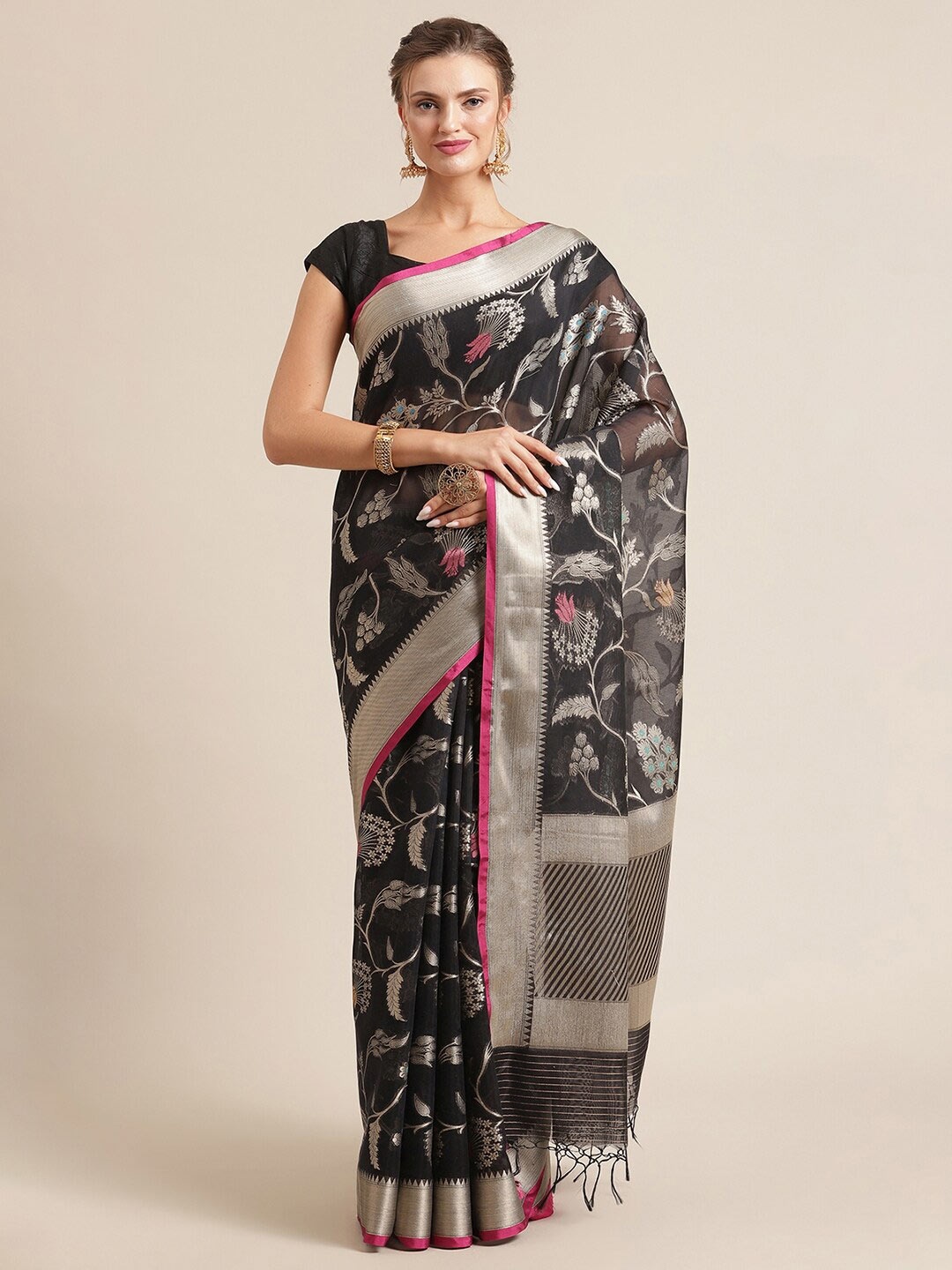 

PTIEPL Banarasi Silk Works Floral Woven Design Zari Saree, Black