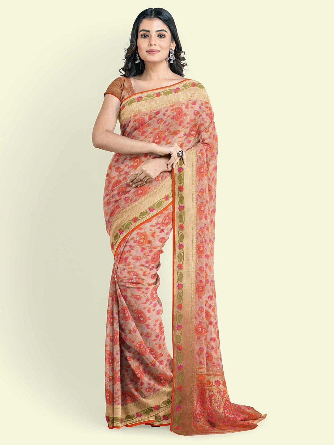 

PTIEPL Banarasi Silk Works Paisley Zari Banarasi Saree, Peach