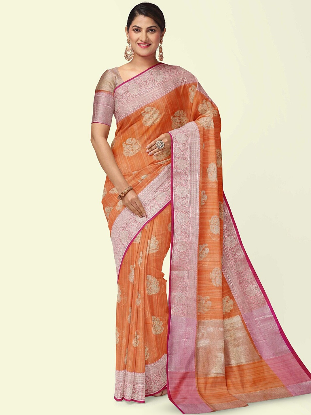 

PTIEPL Banarasi Silk Works Ethnic Motifs Zari Banarasi Saree, Peach
