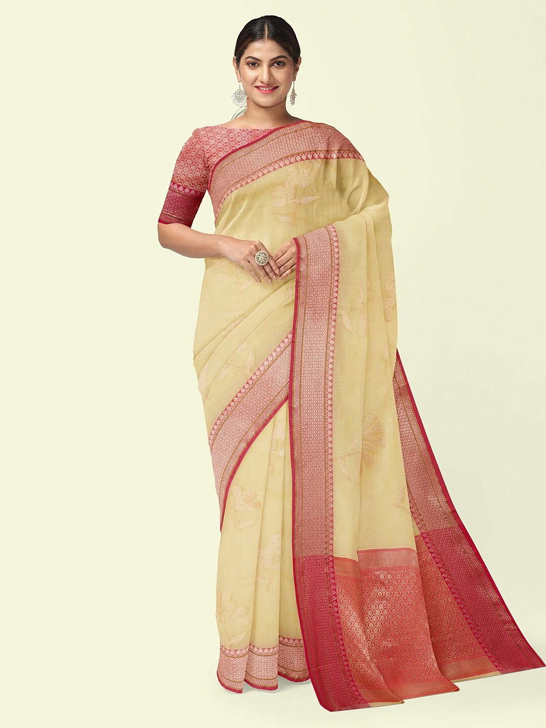 

PTIEPL Banarasi Silk Works Floral Zari Banarasi Saree, Beige