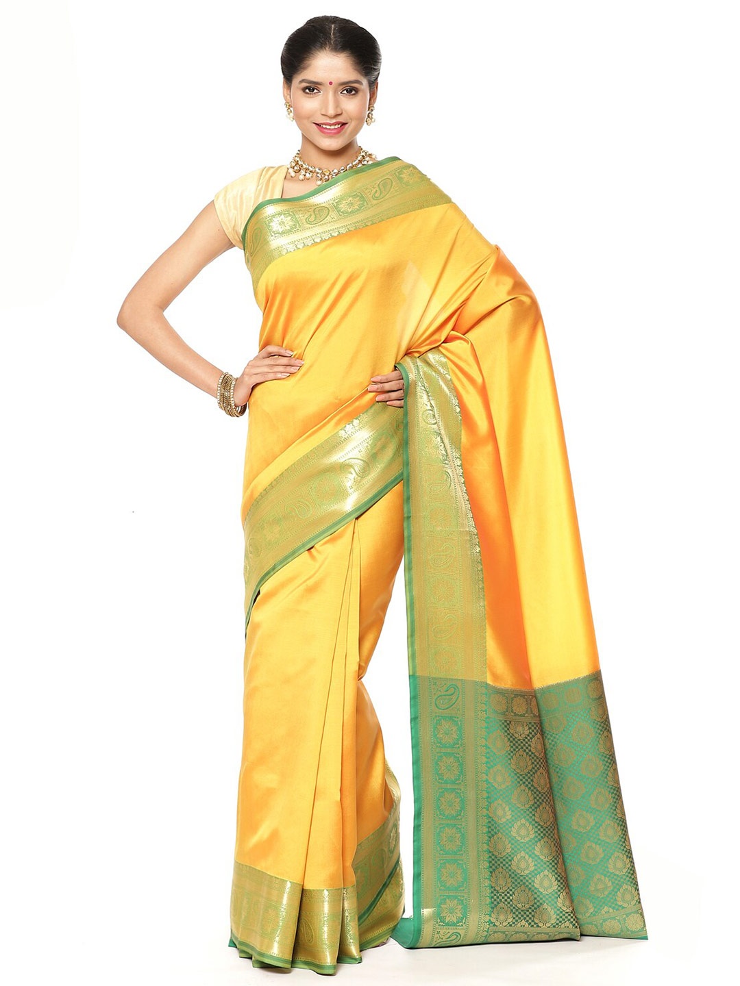 

PTIEPL Banarasi Silk Works Floral Zari Banarasi Saree, Gold