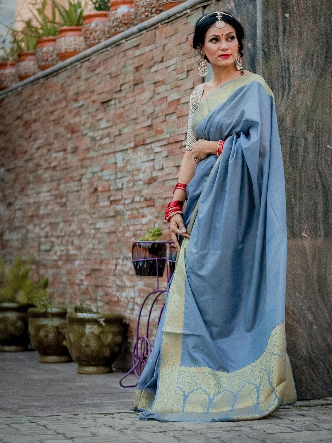 

PTIEPL Banarasi Silk Works Zari Banarasi Saree, Grey