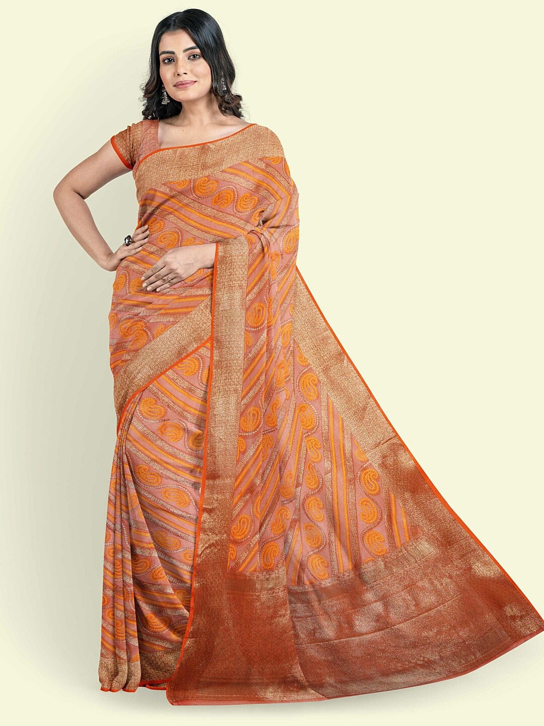 

PTIEPL Banarasi Silk Works Woven Design Zari Banarasi Saree, Red