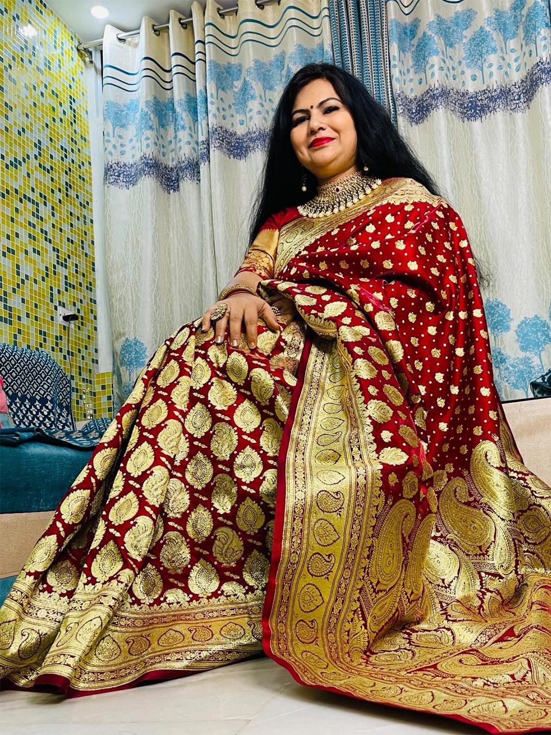 PTIEPL Banarasi Silk Works Floral Zari Banarasi Saree, Maroon